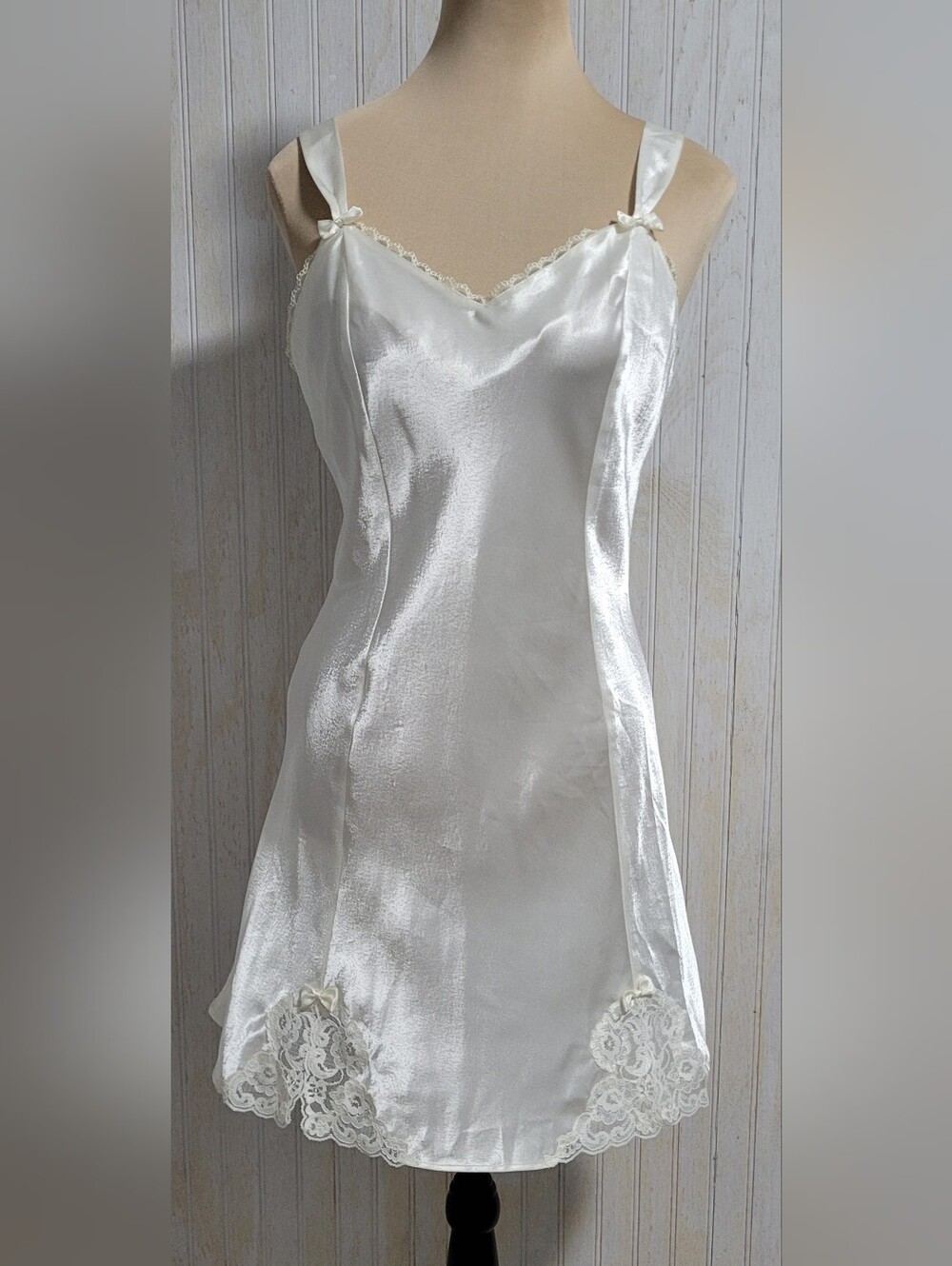 Cacique Vintage Ivory Satin Chemise Slip Dress Lace Trim Size Medium